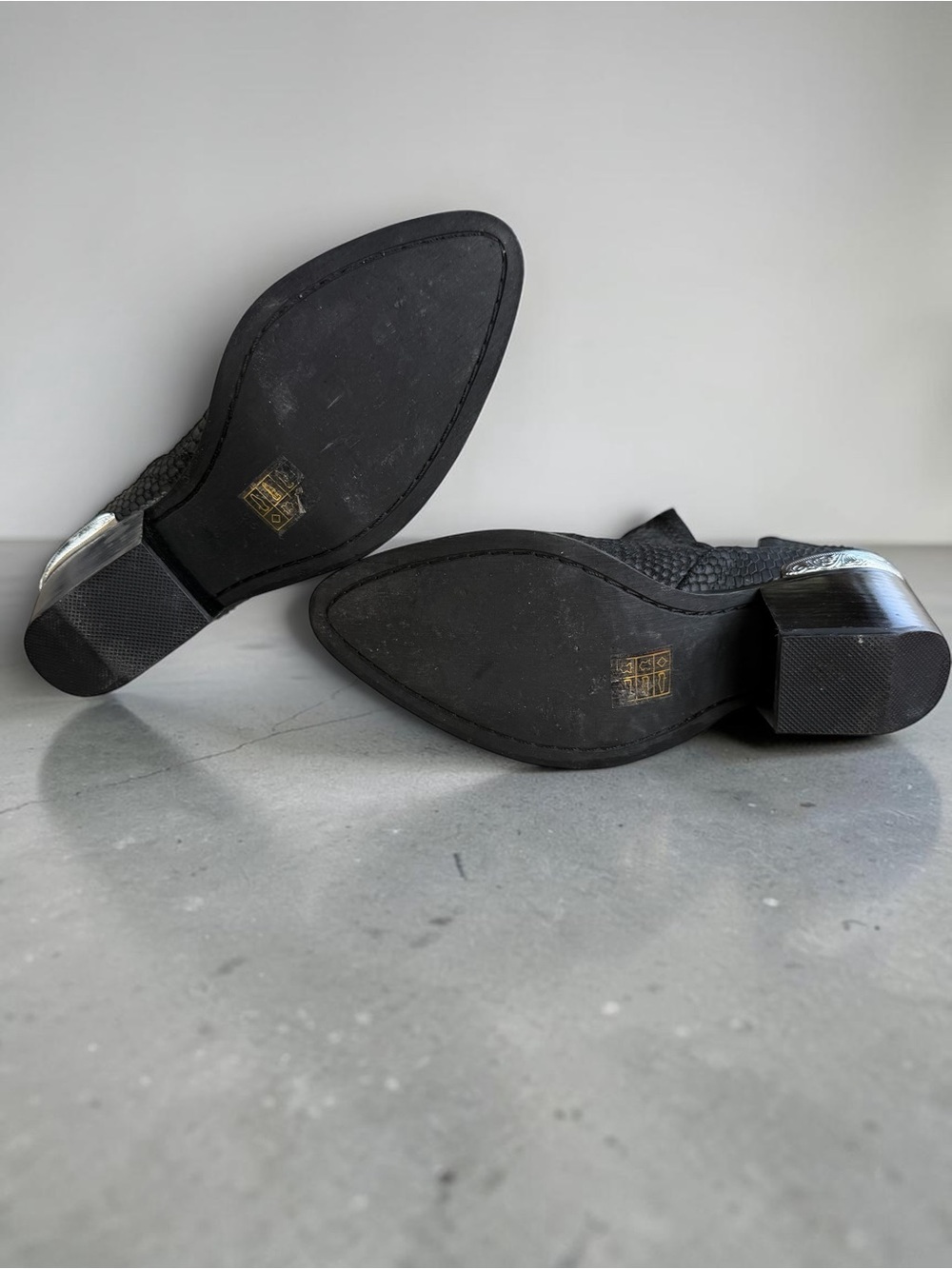 Jeffrey Campbell Cromwell Black Snake Print Cutout Western Ankle Booties - Picture 12 of 15